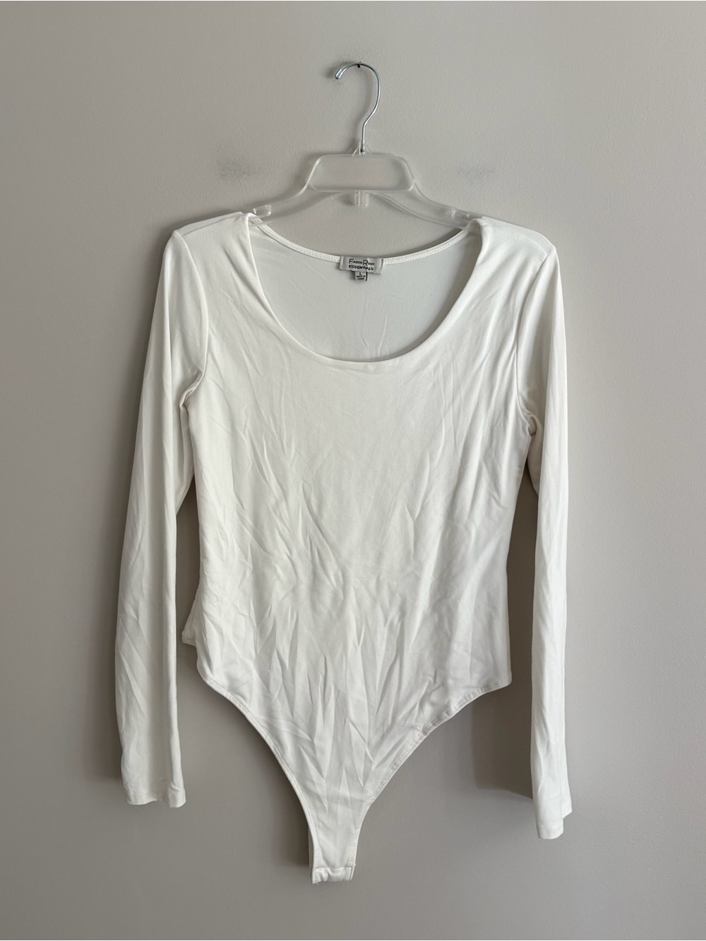 Faded Rose White Long-Sleeve Scoop Neck Bodysuit Size L